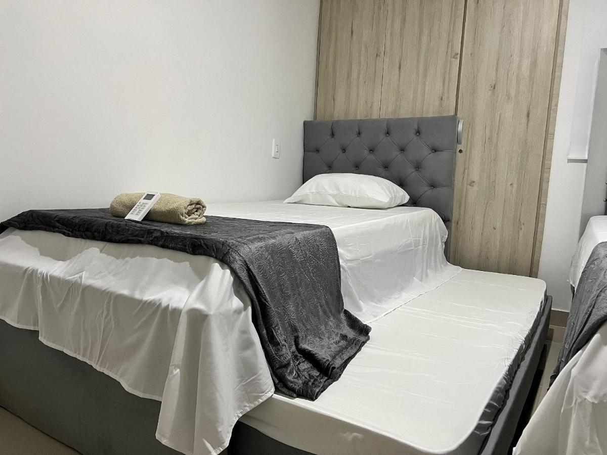 Rio Guatapuri Y Confort Deluxe Valledupar Esterno foto